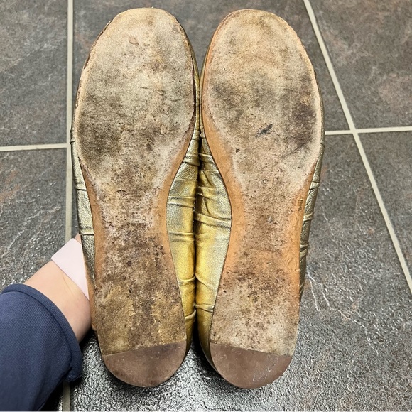 Prada Round Toe Metallic Gold Slip On Ballet Flats EU 39 - Picture 6 of 12